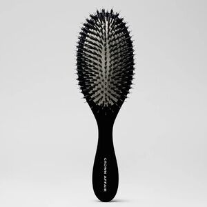 CROWN AFFAIR THE BRUSH No. 001